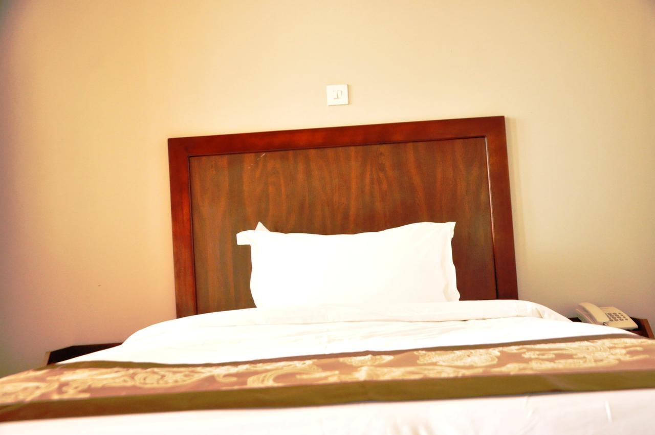 Easy View Hotel Mbarara Esterno foto