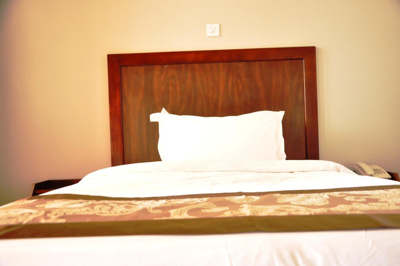 Easy View Hotel Mbarara Esterno foto